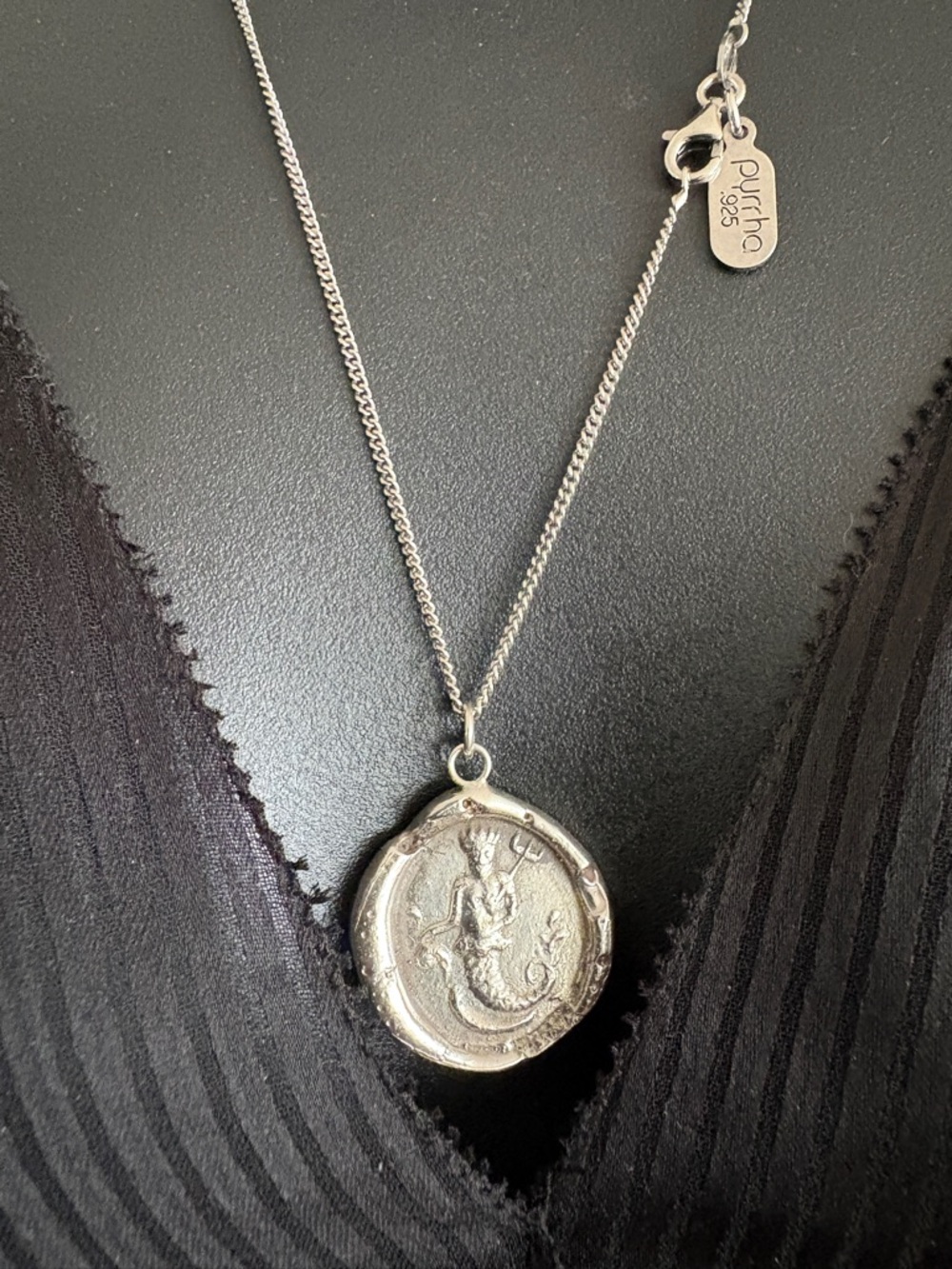 🕊️ PYRRHA Retired “Neptune/Poseidon” Talisman Necklace, Unisex, 22” Chain - Picture 7 of 10